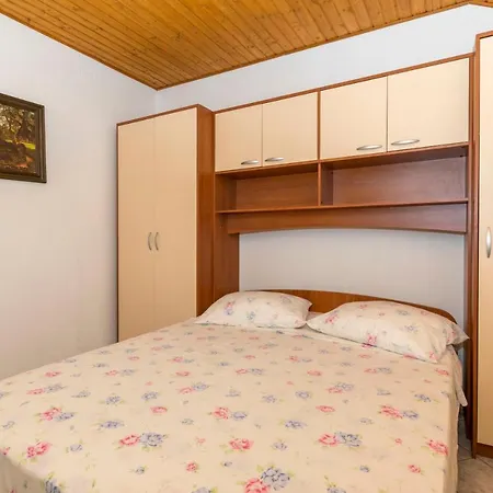 House Santa Barbara Nyaraló